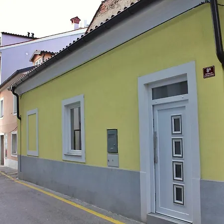 Дом отдыха Istrian Sunrise Копер